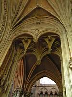 Lyon, Cathedrale Saint Jean, Chapelle des Bourbons (2)